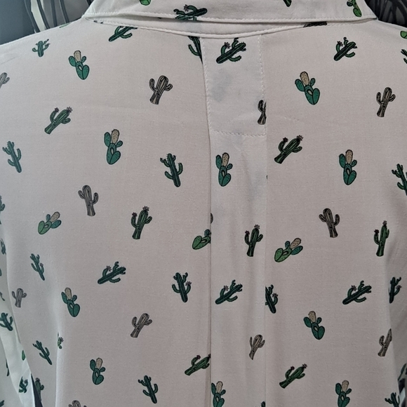 Per Se Size Medium Cactus Print White Button Up Tunic Long Sleeve - Picture 7 of 11
